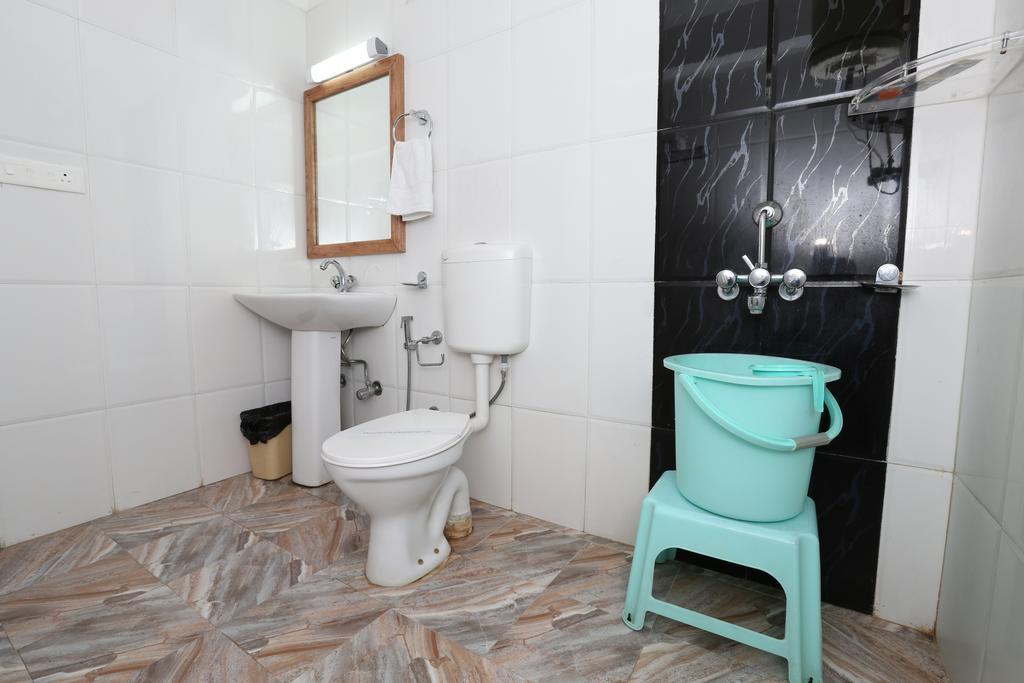 Hotel Natraj Manali Dharamshala Room photo