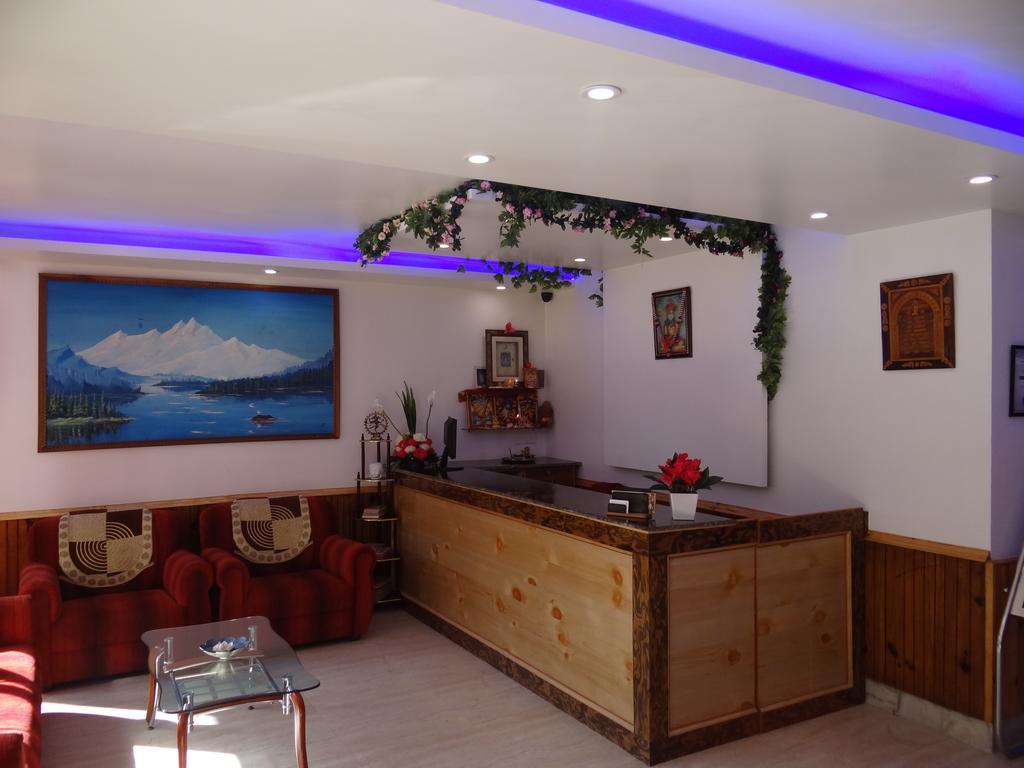 Hotel Natraj Manali Dharamshala Exterior photo